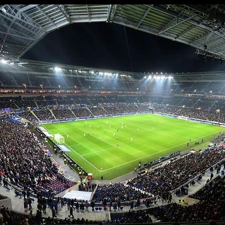 Studio Arena - Groupama Stadium Lyon Meyzieu Bagian luar foto
